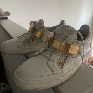 White Giuseppe Zanotti Gold Buckle Low top